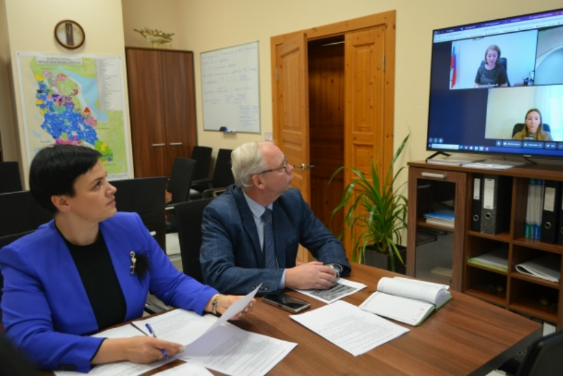 Рабочая встреча Министра промышленности и торговли Карелии с представителями торговой сети "Магнит": перспективы сотрудничества и развития