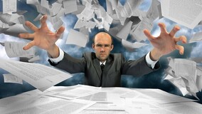 Законопроекты в ЖКХ: взыскание долгов, общее собрание и штрафы за ККТ