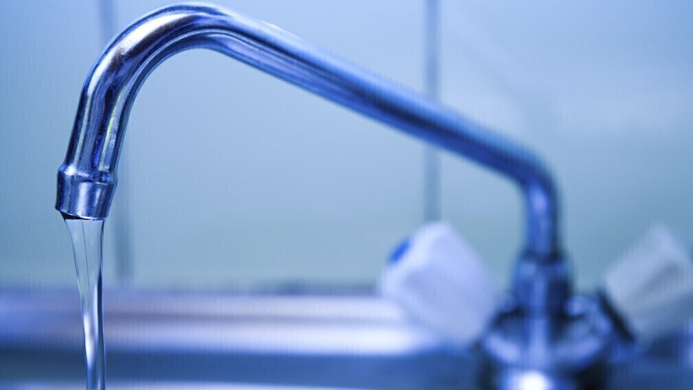 Суд подтвердил обязанность исполнителей КУ проверять качество воды