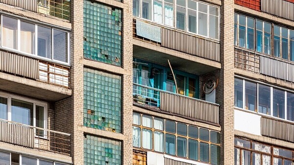 На что УО обратить внимание при осмотре балконных плит МКД