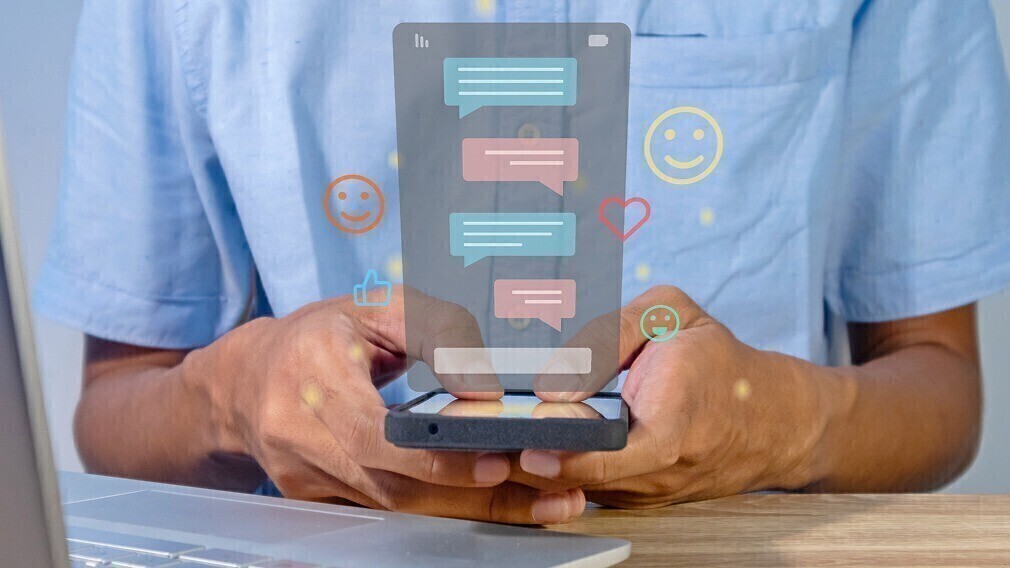 Работа с жителями в MAX: как УО создать и вести информационный канал