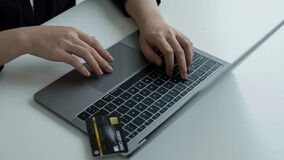 Стартовал эксперимент по взысканию долгов за ЖКУ через Госуслуги