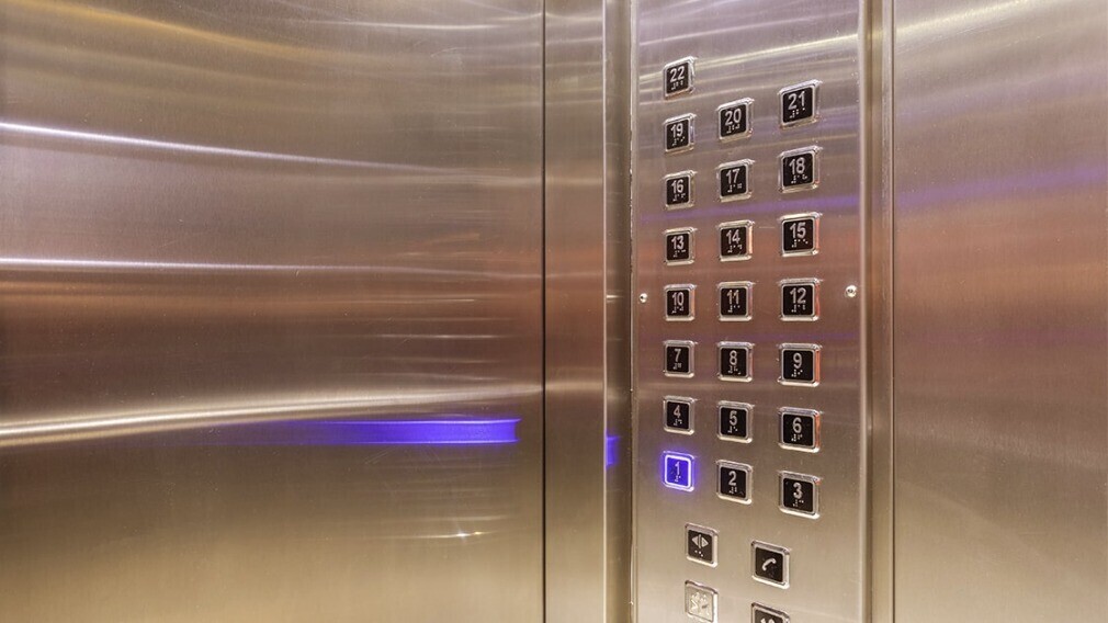 Четыре новых НПА о надзоре за состоянием лифтов и правилах их замены