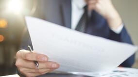 Законопроекты в ЖКХ: рейтинг УО, сбор ламп, тарифы и взыскание долгов