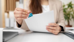 ВС РФ опубликовал обзоры практики, включающие выводы по спорам в ЖКХ