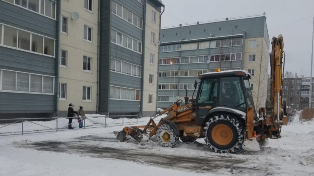 Администрация Перми поможет УО и ТСЖ вывозить из дворов снег