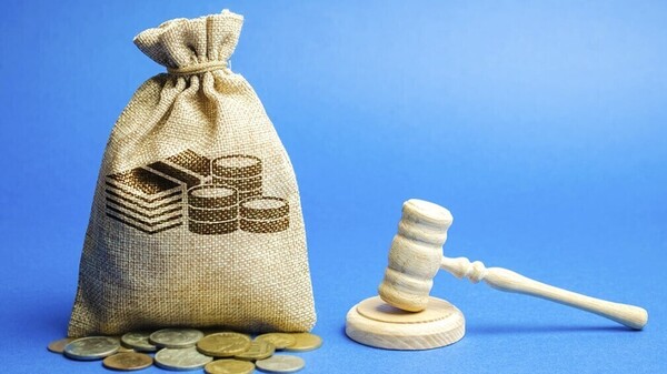 Как УО взыскать с виновных ущерб общему имуществу: судебная практика