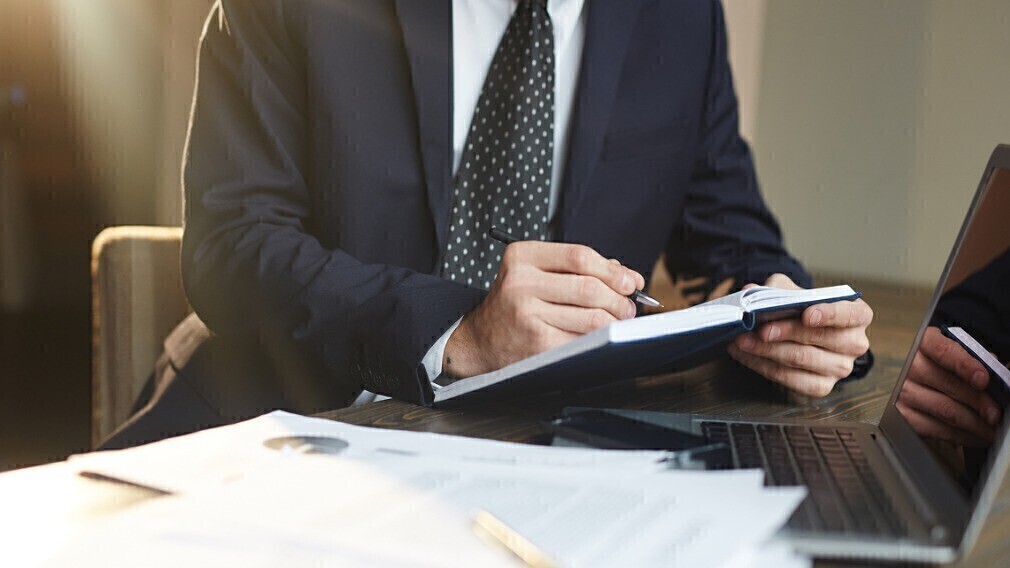 Законопроекты в ЖКХ: электронные счета и ограничение услуг за долги